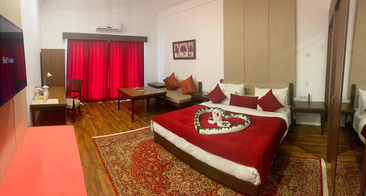 The Sultan Resort Kulan Buitenkant foto